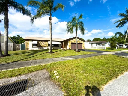 $565,000 | 4941 Southwest 10th Street, Margate, FL 33068