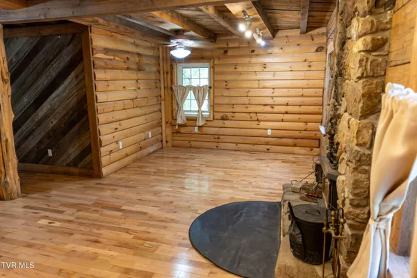 $179,000 | 1128 Deer Meadow Road, Raven, VA 24639