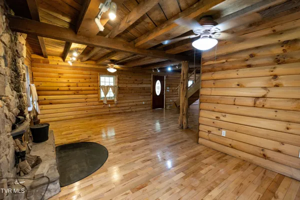 $179,000 | 1128 Deer Meadow Road, Raven, VA 24639