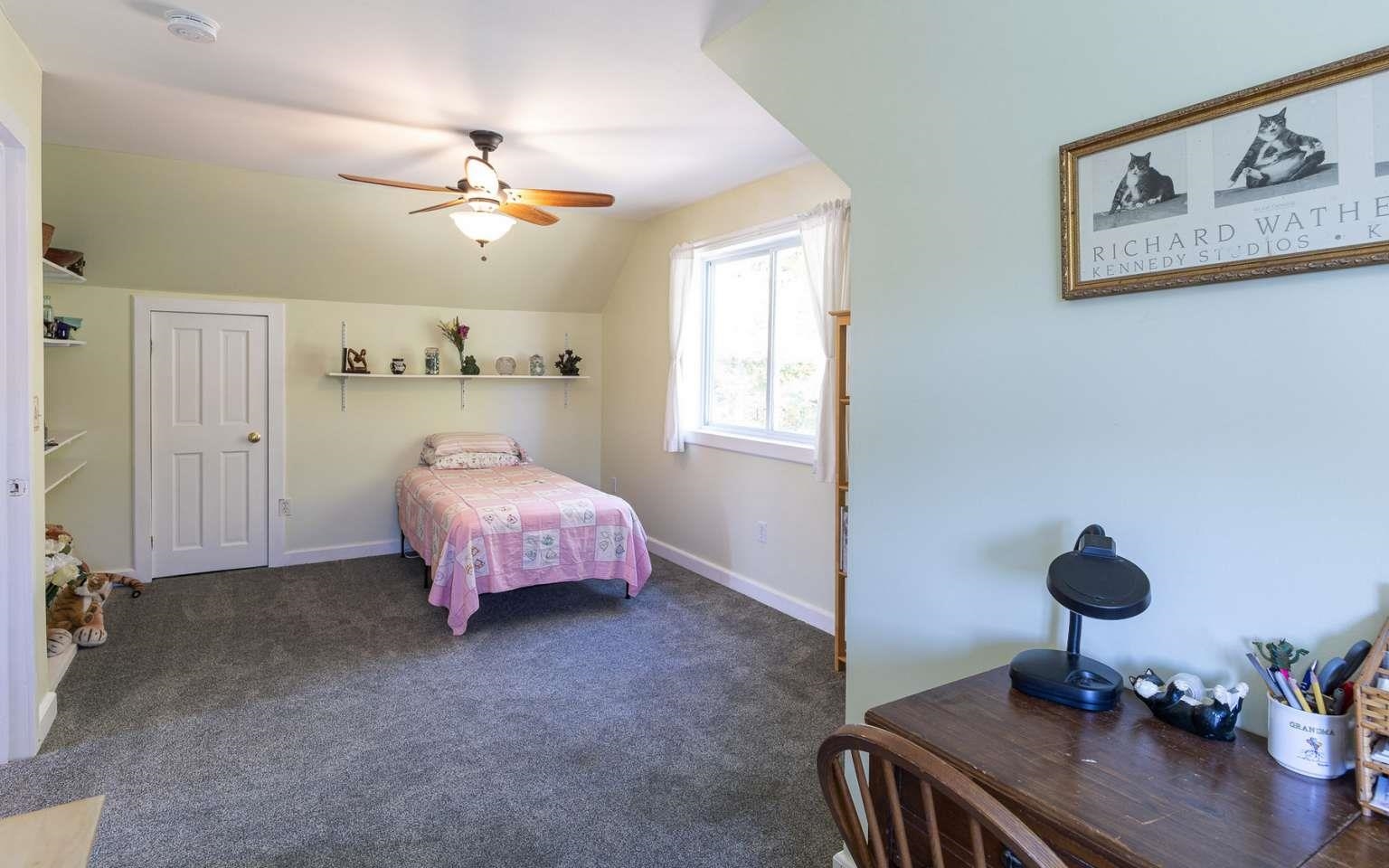 69 Rockwood Pond Road Fitzwilliam, NH 03447 - Photo 14 of 20 Gallery Image 14