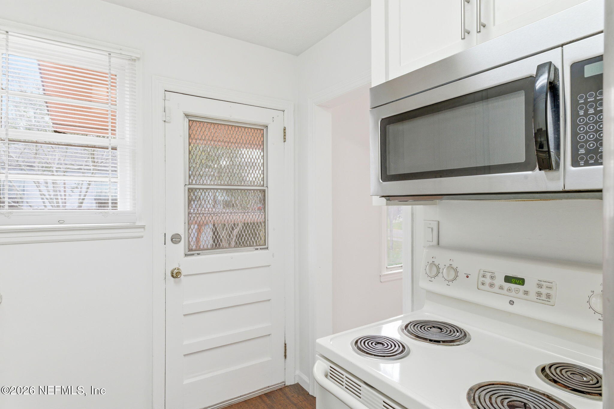 4737 Manchester Road Jacksonville, FL 32210 - Photo 15 of 31 15-web-or-mls-FA8A0111