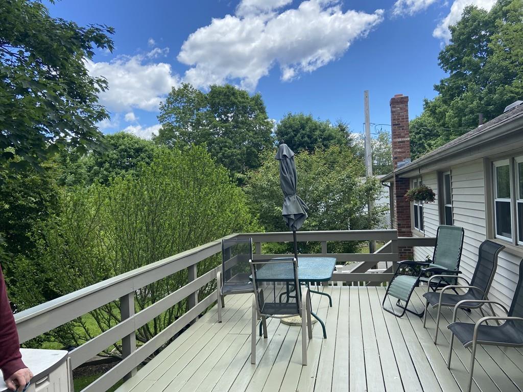 61 Edgemere Road Lynn, MA 01904 - Photo 4 of 10 Gallery Image 4
