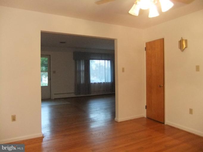 1942 Day Road Hagerstown, MD 21740 - Photo 10 of 29 Dining Room