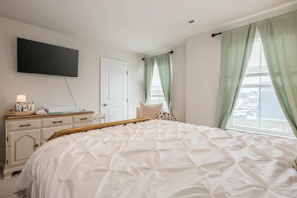 $2,350 | 1232 Savannah Avenue, Gallatin, TN 37066