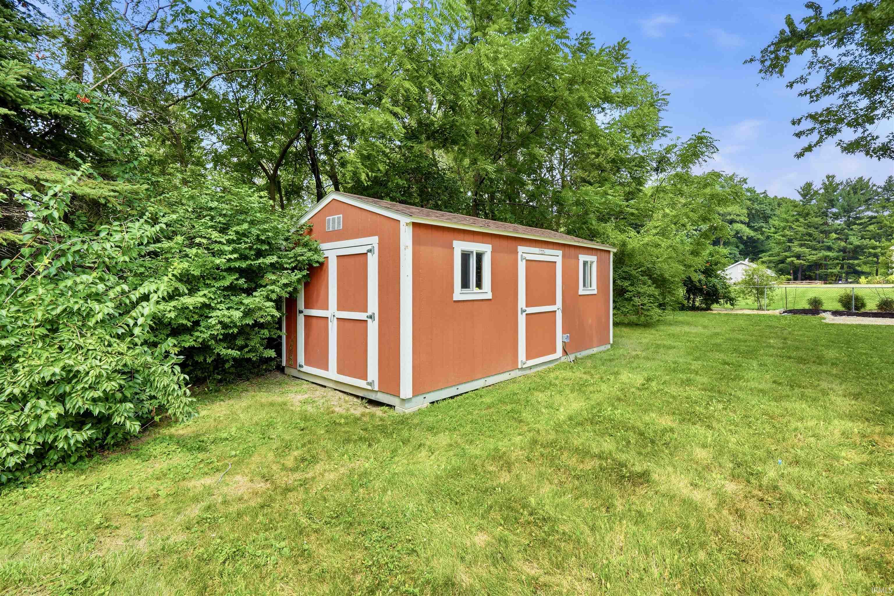 7019 Hazelett Road Fort Wayne, IN 46835 - Photo 33 of 36