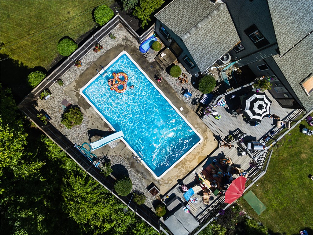 1615 Boston Neck Road North Kingstown, RI 02874 - Photo 2 of 34 Gallery Image 2