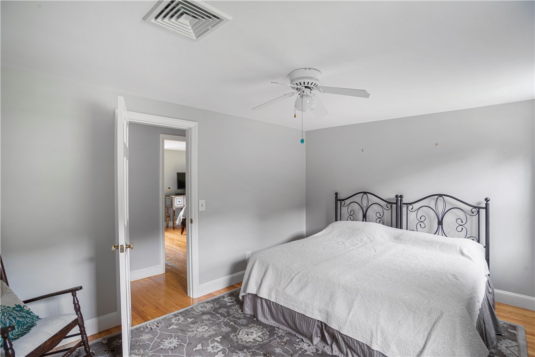 1615 Boston Neck Road North Kingstown, RI 02874 - Photo 22 of 34 Gallery Image 22
