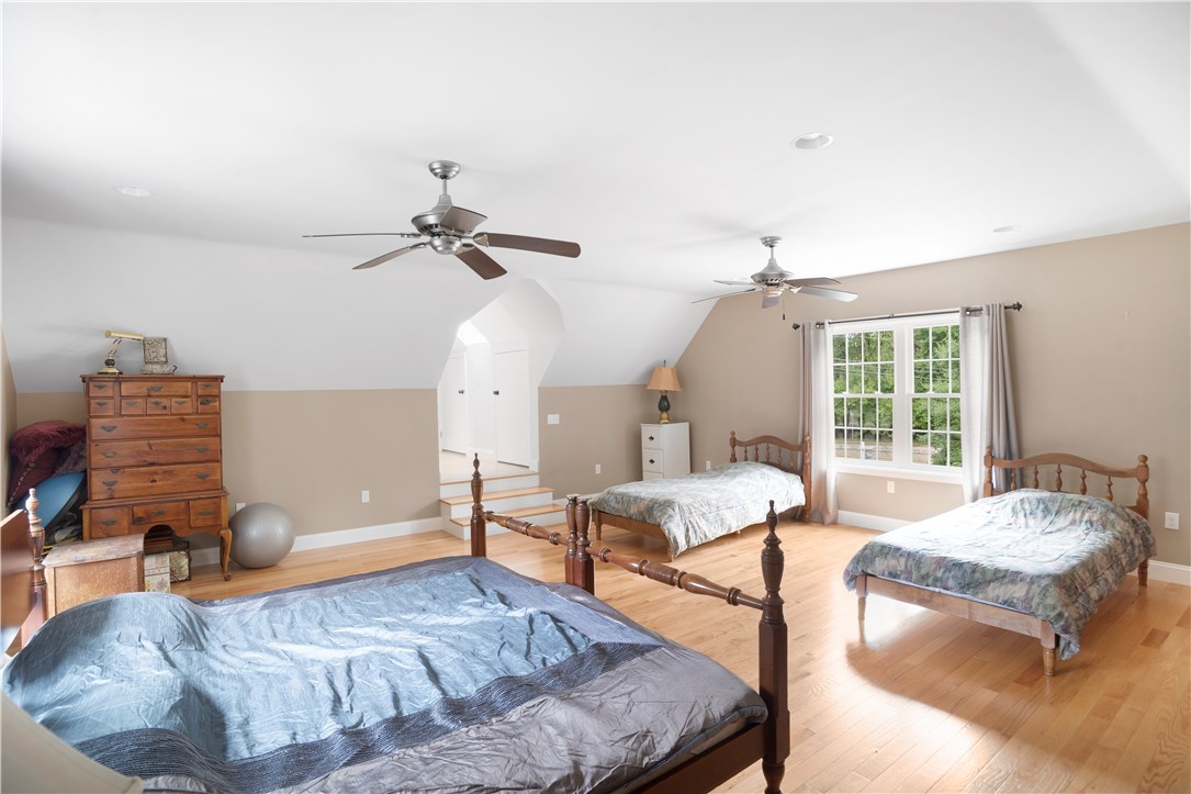 1615 Boston Neck Road North Kingstown, RI 02874 - Photo 25 of 34 Gallery Image 25