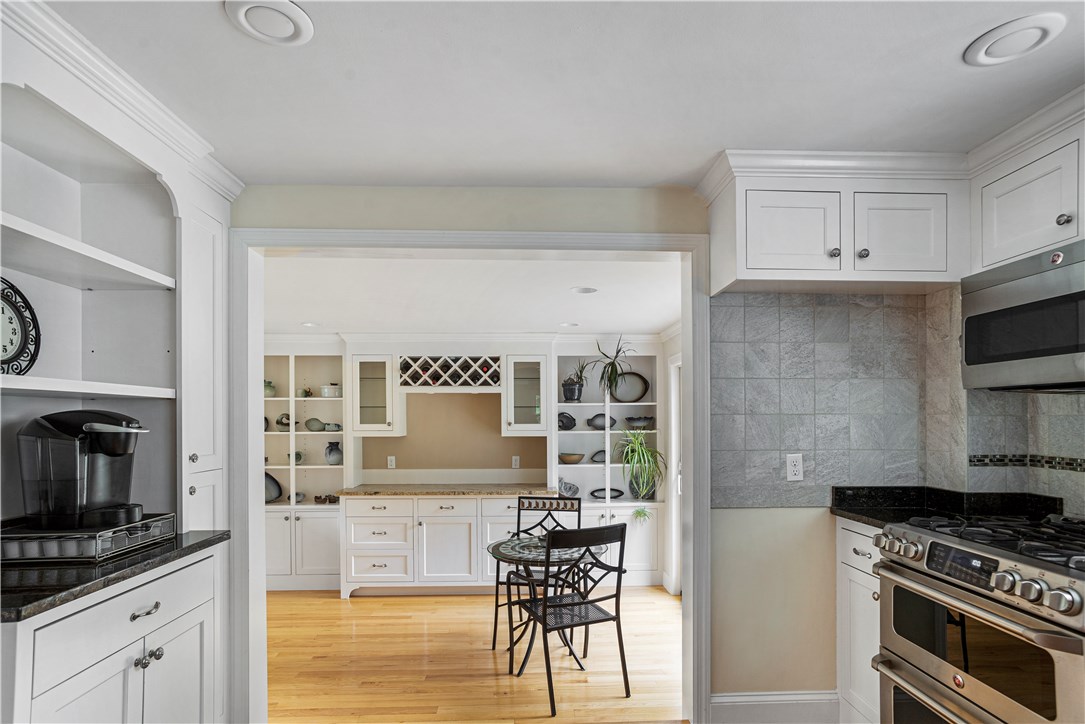 1615 Boston Neck Road North Kingstown, RI 02874 - Photo 6 of 34 Gallery Image 6