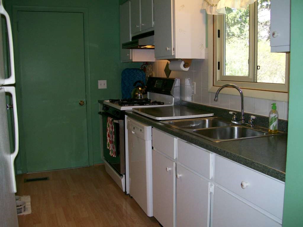 9061 Peters Road Algonac, MI 48001 - Photo 14 of 30 31240815-14.JPG
