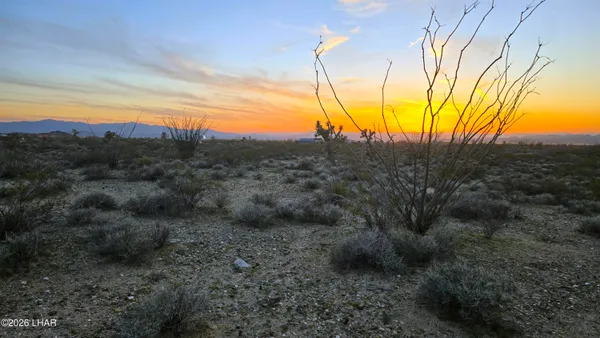 $6,000 | Lot 3 South El Mirage Road, Yucca, AZ 86438