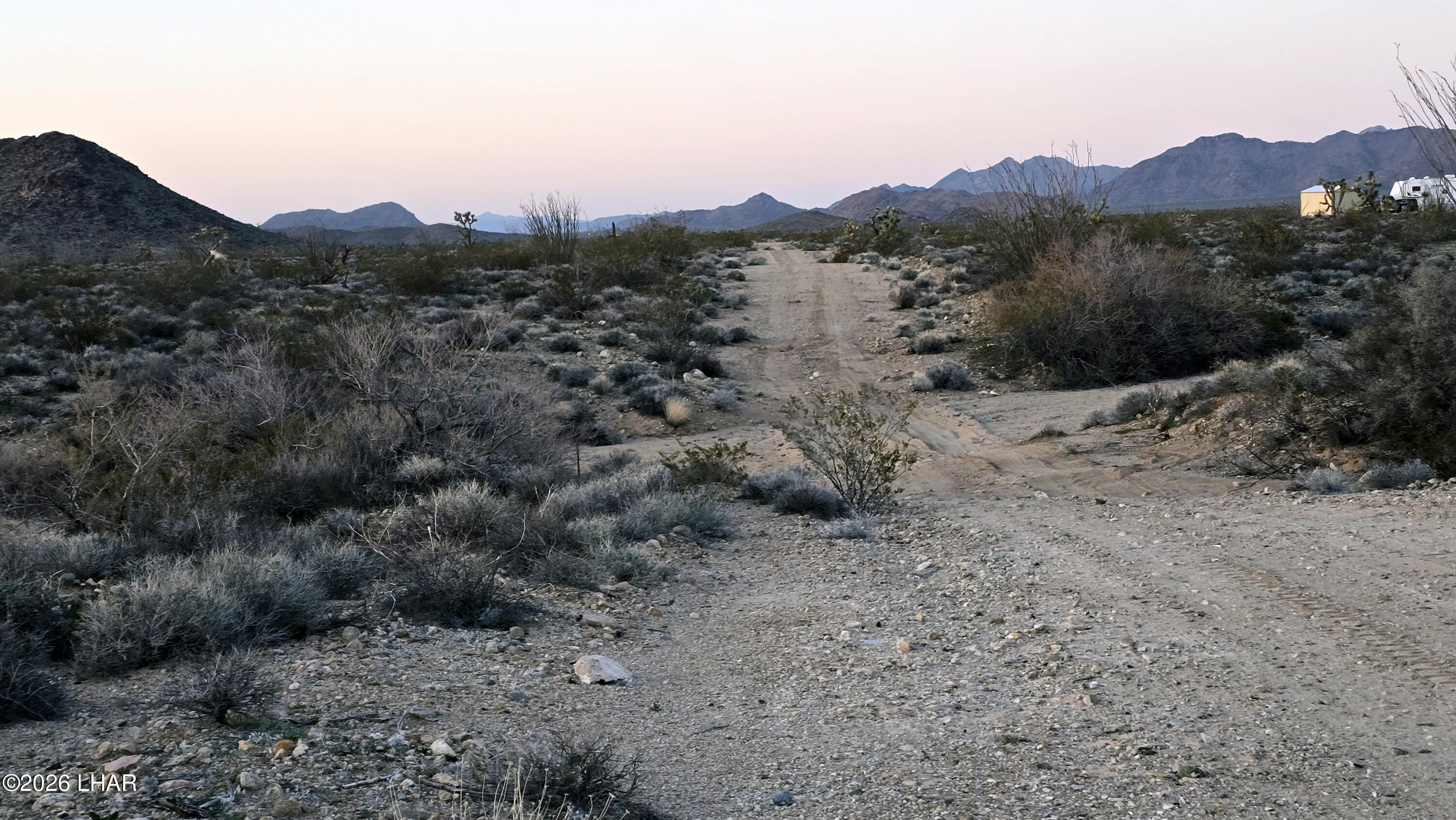 Lot 3 South El Mirage Road Yucca, AZ 86438 - Photo 17 of 20 Easy access