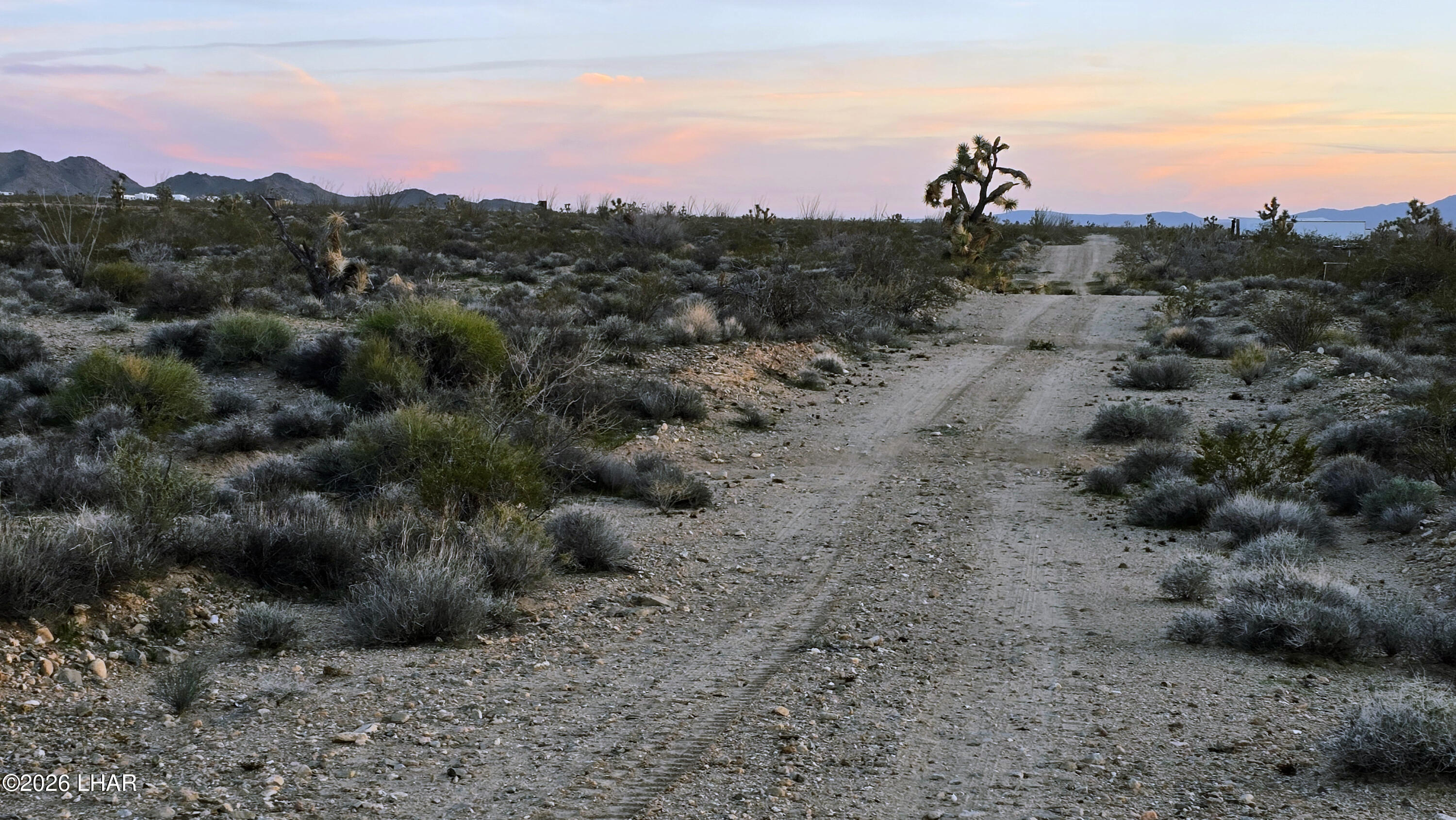 Lot 3 South El Mirage Road Yucca, AZ 86438 - Photo 18 of 20 1/3 miles to Knox Rd