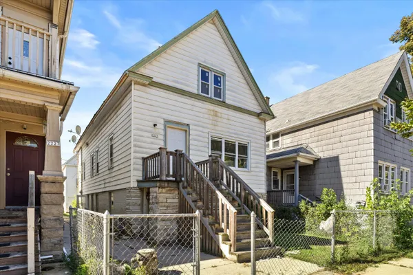 $200,000 | 2223 South 19th Street, Unit 2225, Milwaukee, WI 53215