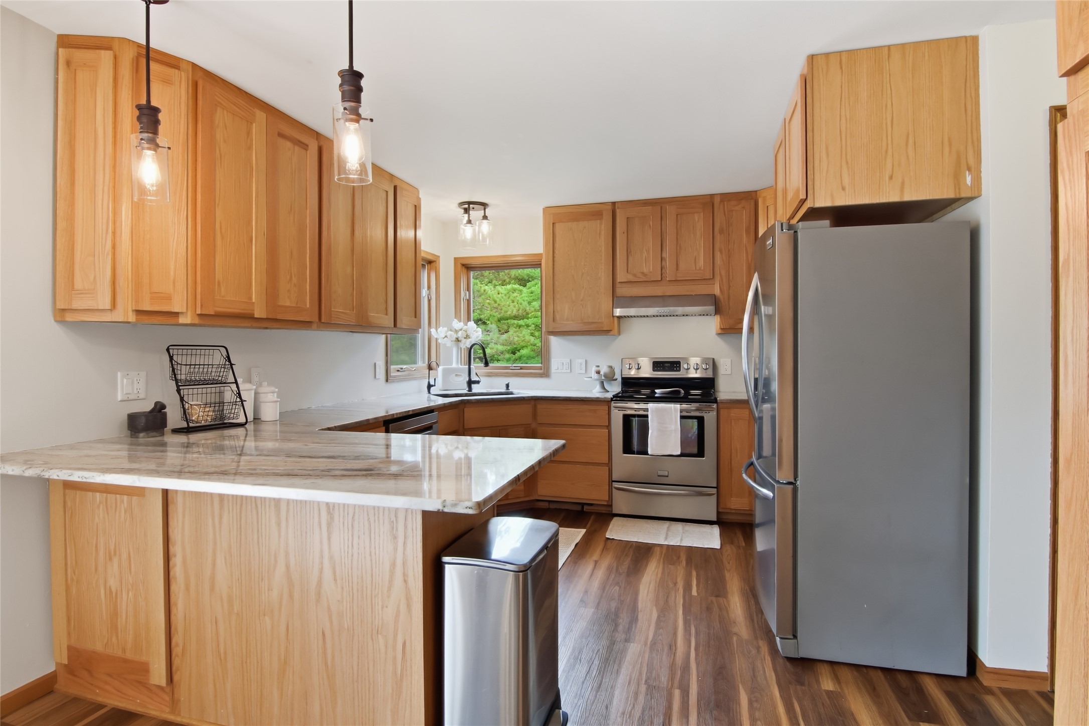 E2090 Cedar Road Eau Claire, WI 54701 - Photo 7 of 41 Gallery Image 7