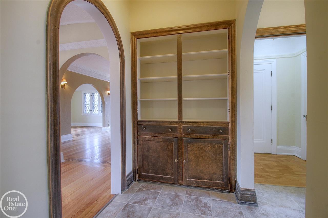 832 Trombley Road Grosse Pointe Park, MI 48230 - Photo 33 of 52