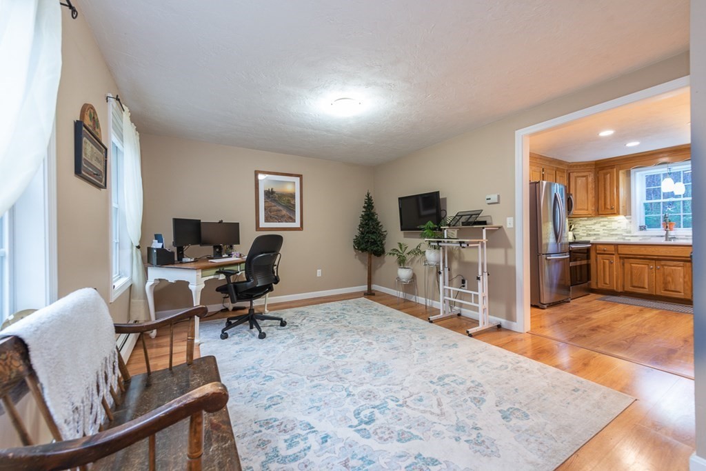 26 Nash Road Ashby, MA 01431 - Photo 12 of 32