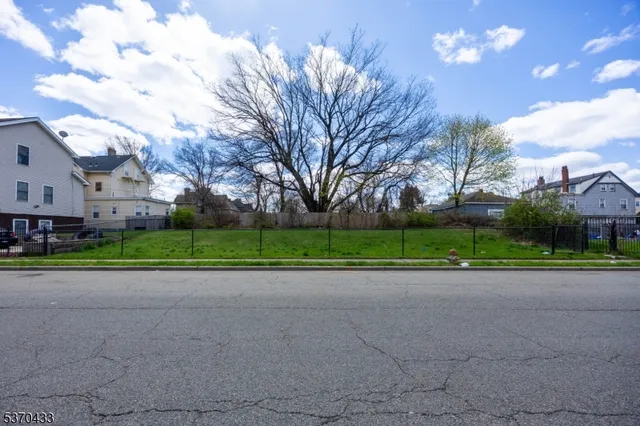 $169,000 | 43 Winthrop Terrace, East Orange, NJ 07018