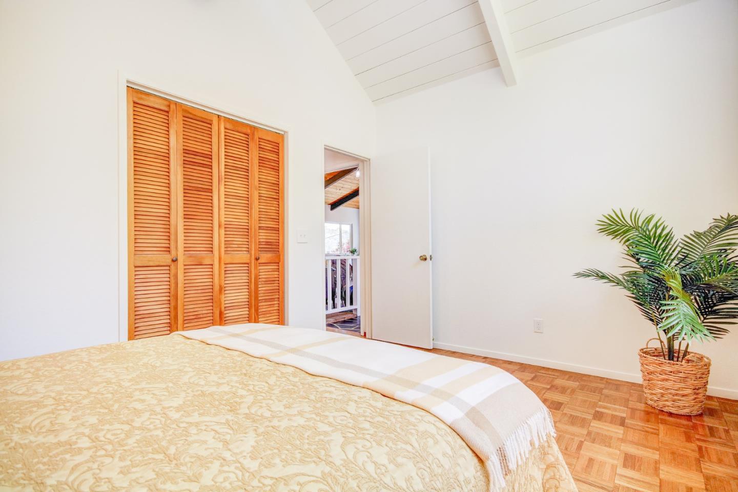 1972 Cox Road Aptos, CA 95003 - Photo 12 of 52 Gallery Image 12