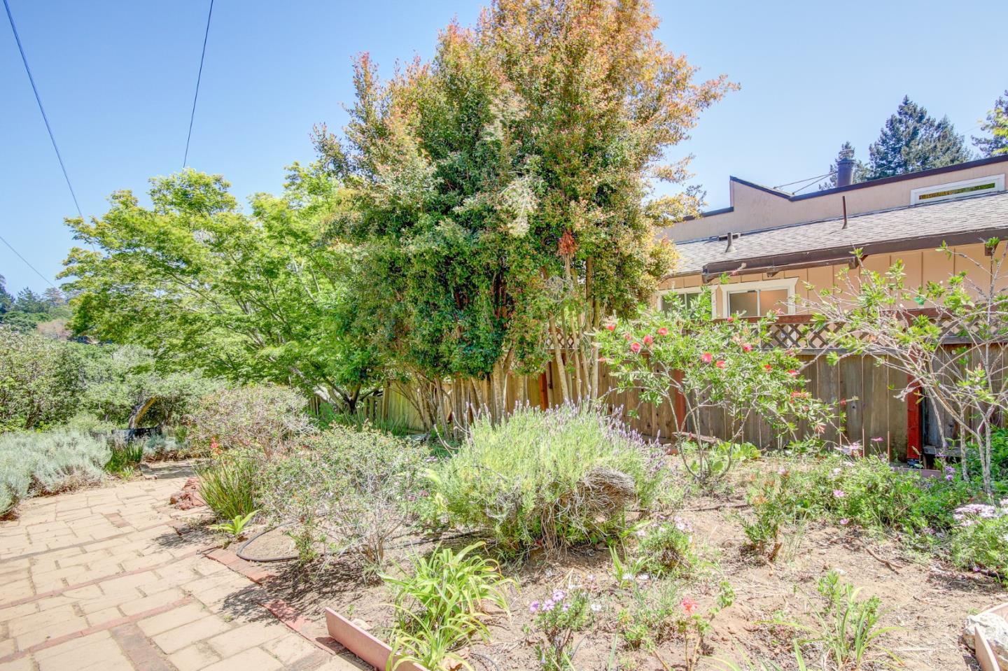1972 Cox Road Aptos, CA 95003 - Photo 20 of 52 Gallery Image 20