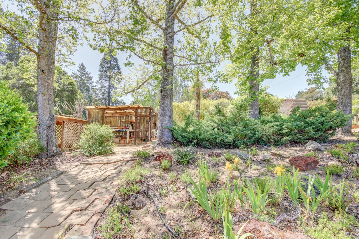 1972 Cox Road Aptos, CA 95003 - Photo 30 of 52 Gallery Image 30