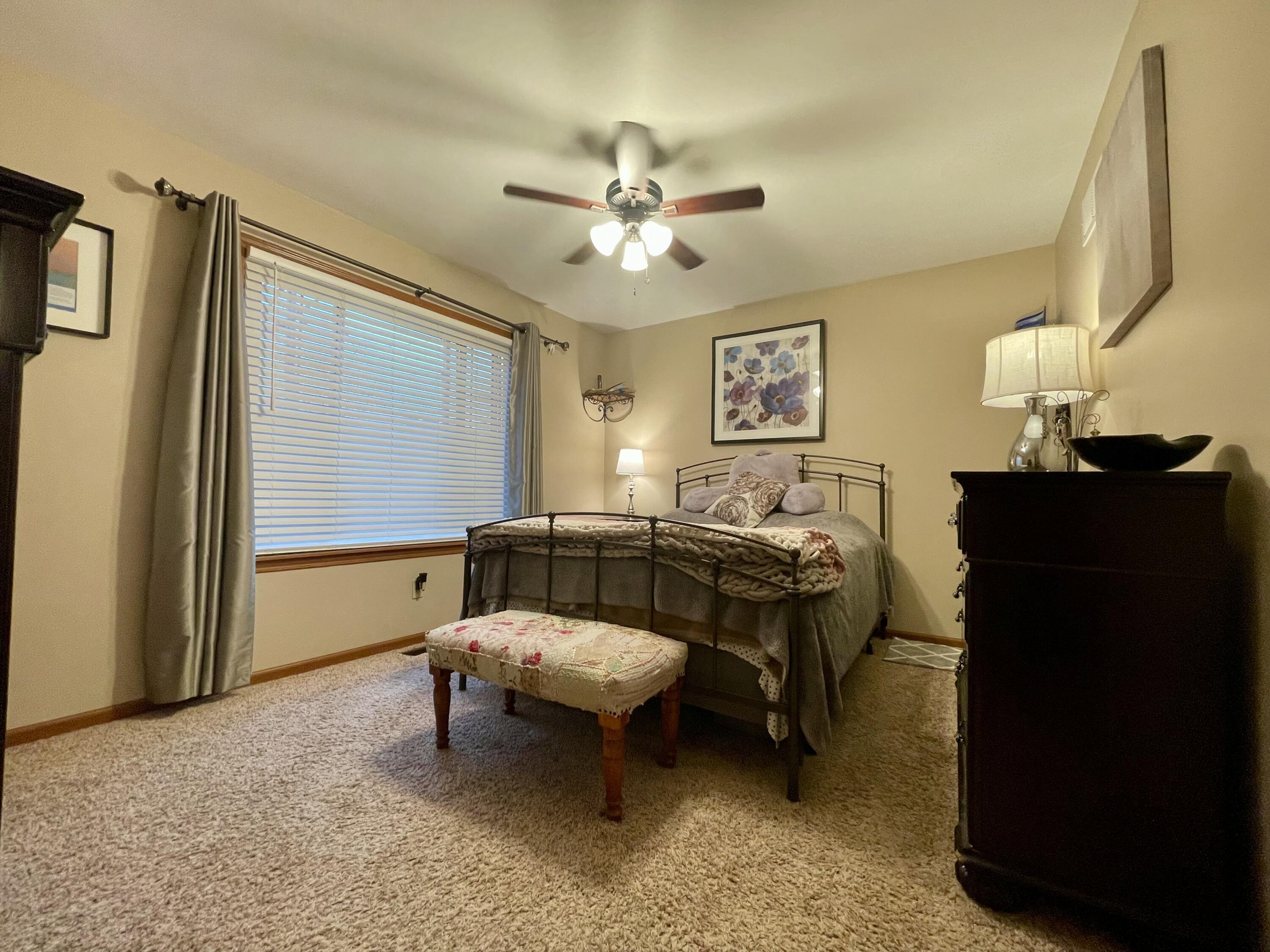 1001 Institute Street Valparaiso, IN 46383 - Photo 6 of 20 a living room with furniture and a ceiling fan
