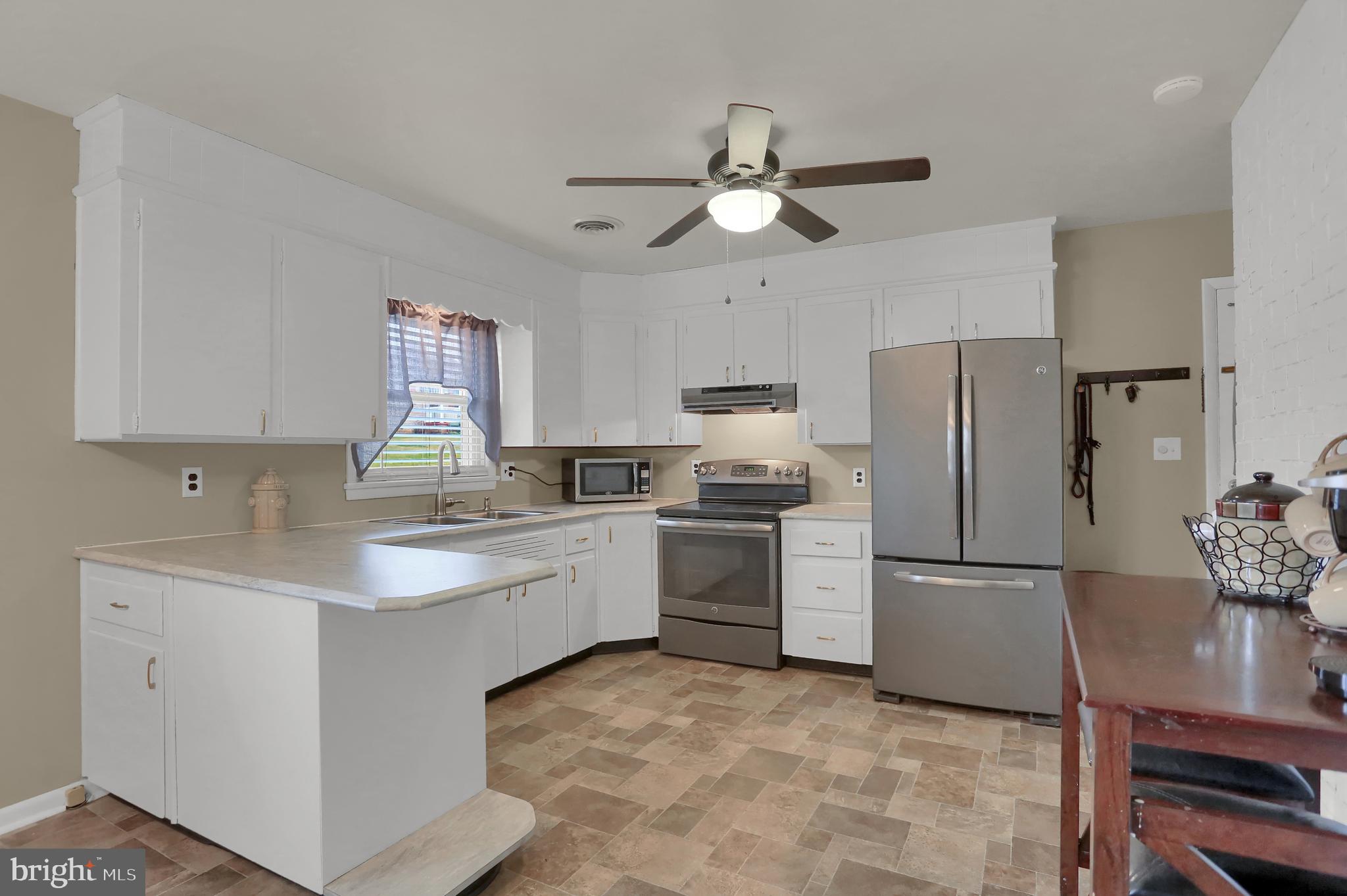 3035 Nancy Street Hanover, PA 17331 - Photo 11 of 42