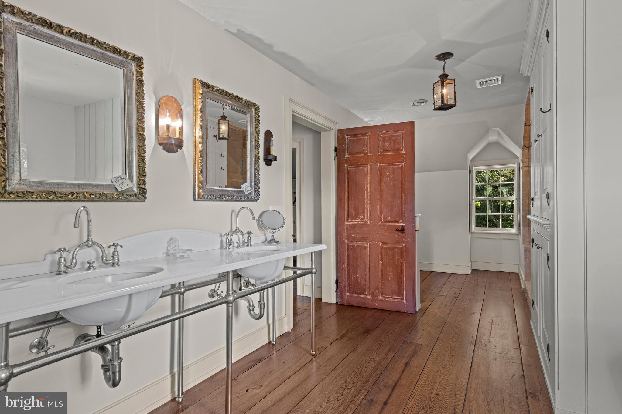 639 Church Road Malvern, PA 19355 - Photo 38 of 70 Primary Suite