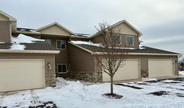 $365,000 | 10476 East Stony Ridge Circle, Unit 70, Sister Bay, WI 54234