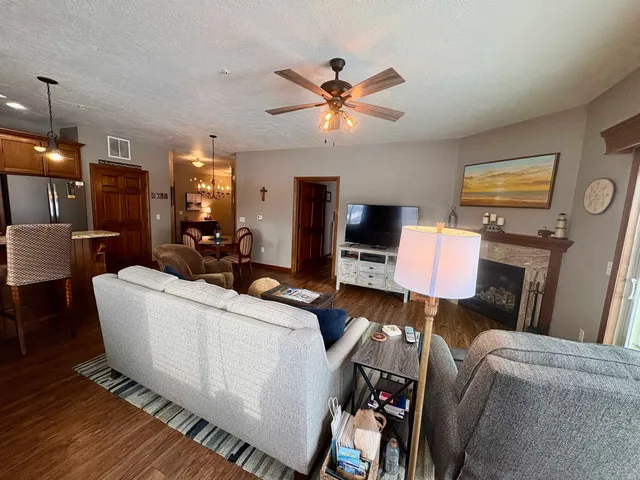 $365,000 | 10476 East Stony Ridge Circle, Unit 70, Sister Bay, WI 54234