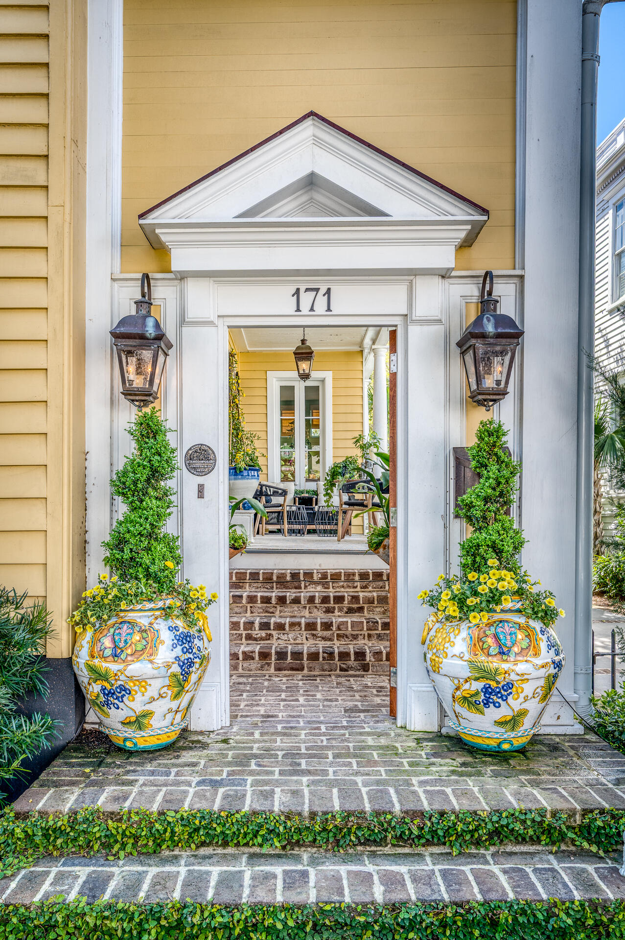 171 Broad Street Charleston, SC 29401 - Photo 3 of 37 171Broad-05