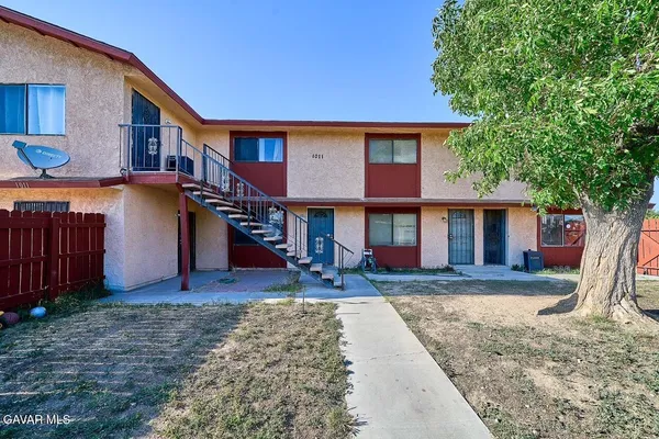 $1,090,000 | 12 West Avenue H, Lancaster, CA 93534
