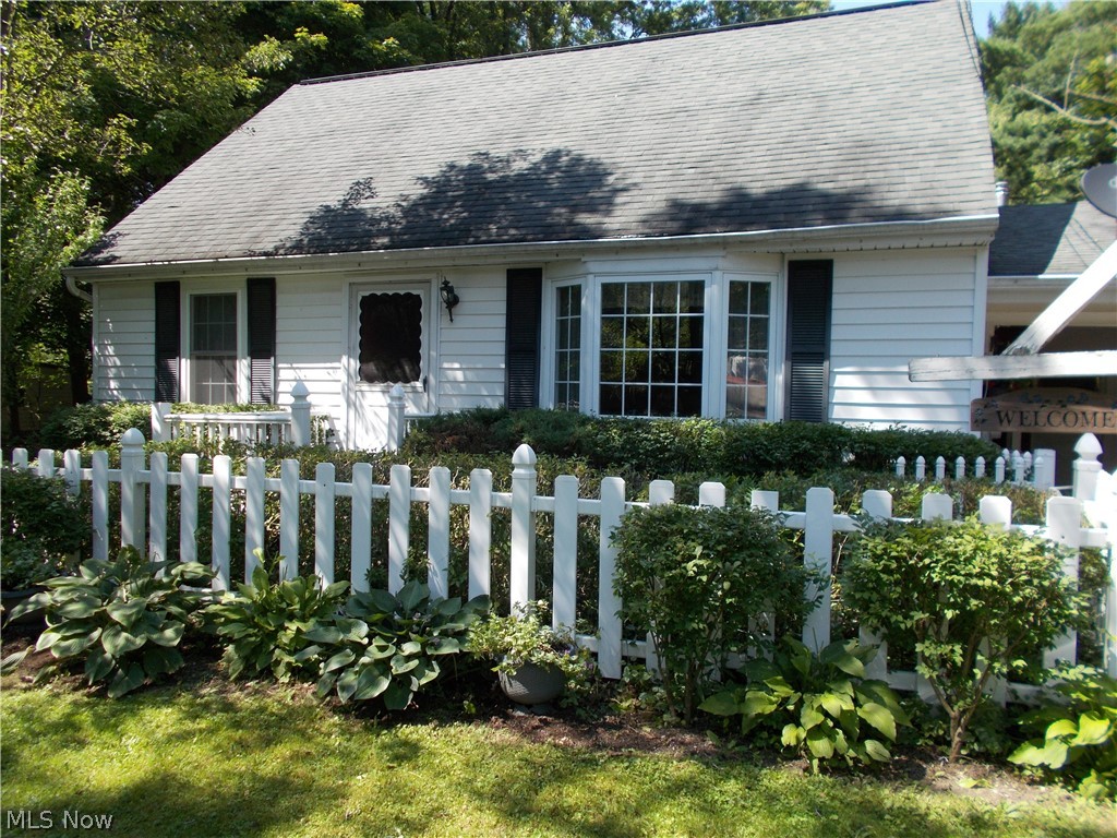 12428 Snow Road Burton, OH 44021 - Photo 21 of 22