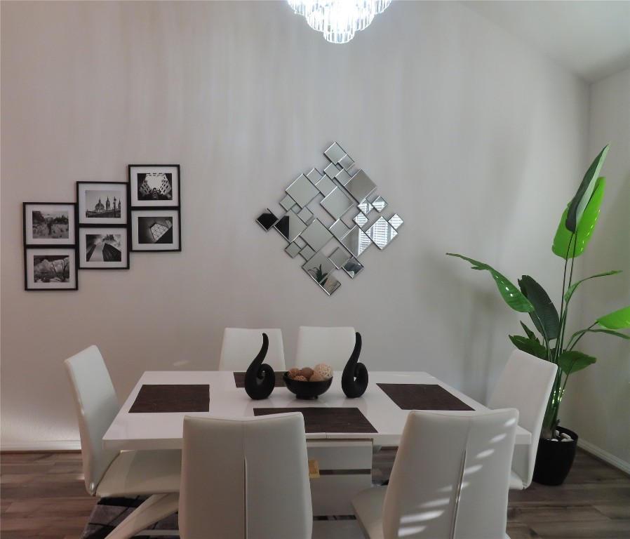 10818 Sugar Pne Lane Rosharon, TX 77583 - Photo 3 of 13