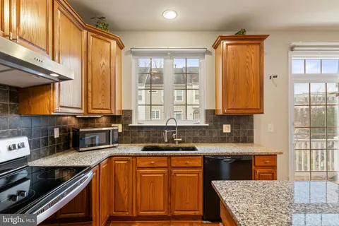 $2,980 | 14515 Kentish Fire Street, Gainesville, VA 20155