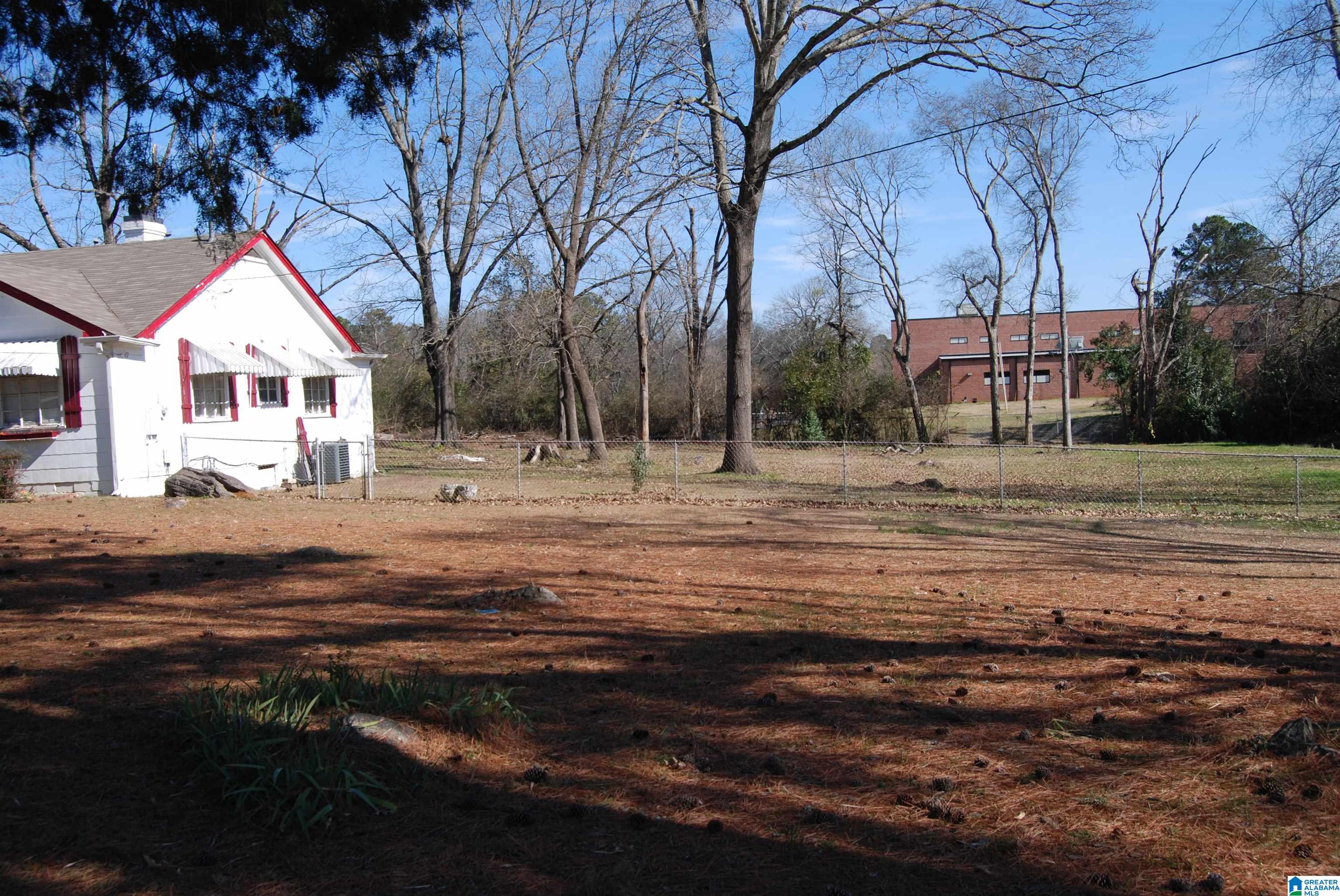 1017 Pineview Road Birmingham, AL 35228 - Photo 9 of 45