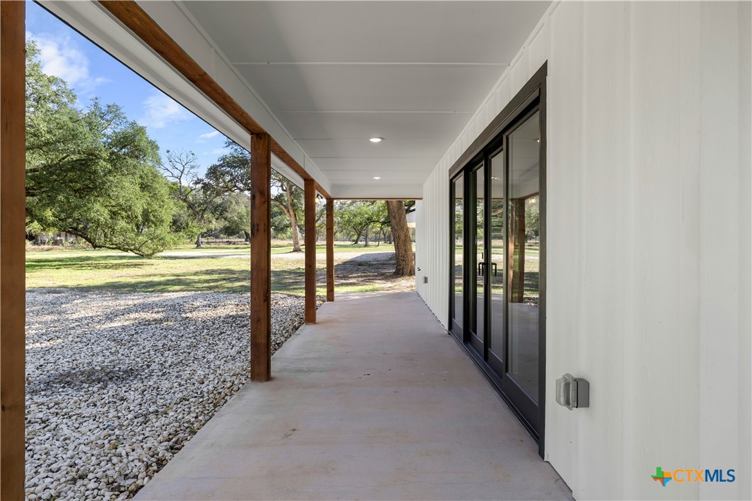 7660 McGregor Park Road Temple, TX 76502 - Photo 22 of 47 a view of a porch