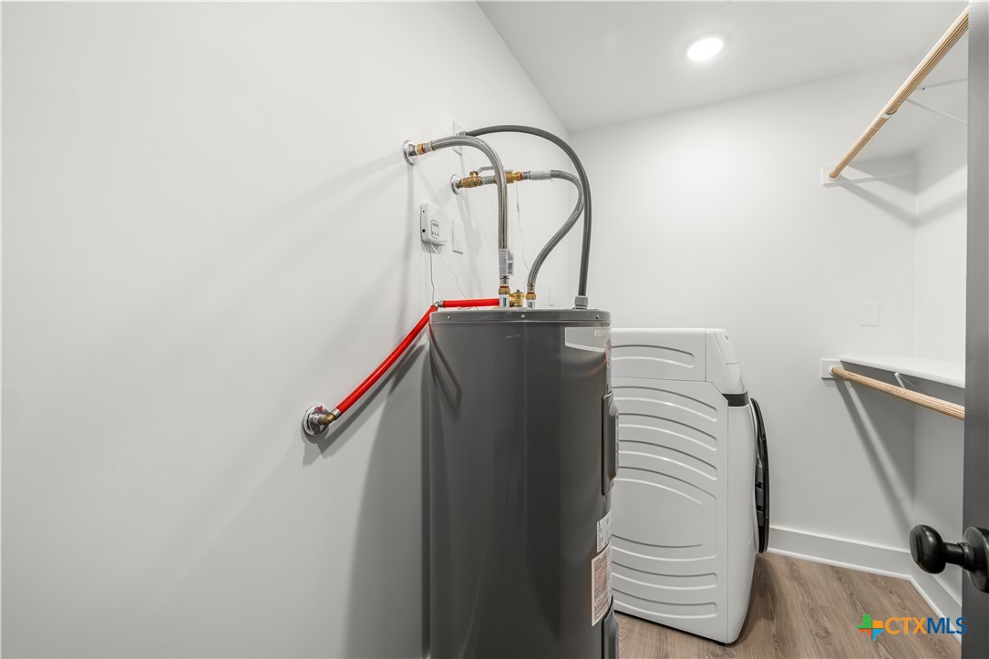 7660 McGregor Park Road Temple, TX 76502 - Photo 10 of 47 a close view of shoes