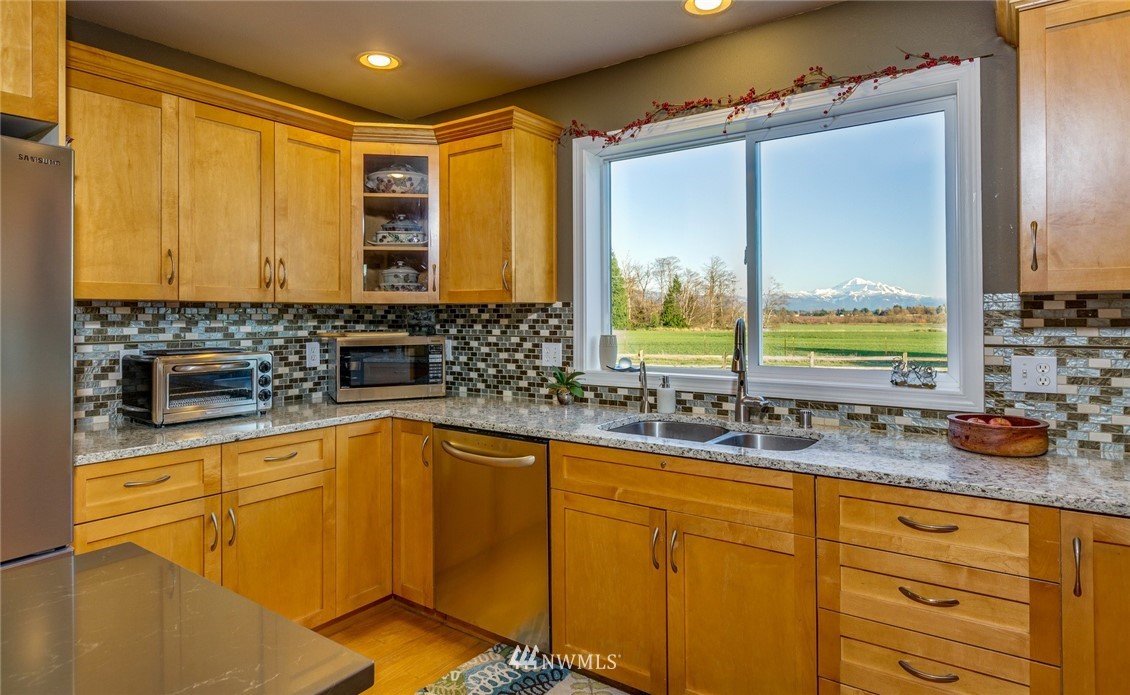 6825 Keefe Road Ferndale, WA 98248 - Photo 12 of 23 Gallery Image 12
