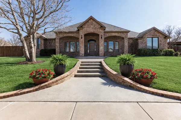 $720,000 | 7707 La Salle Avenue, Lubbock, TX 79424