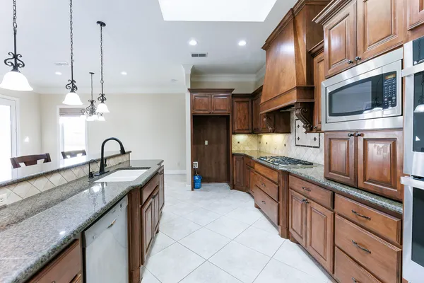 $720,000 | 7707 La Salle Avenue, Lubbock, TX 79424