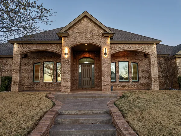 $720,000 | 7707 La Salle Avenue, Lubbock, TX 79424