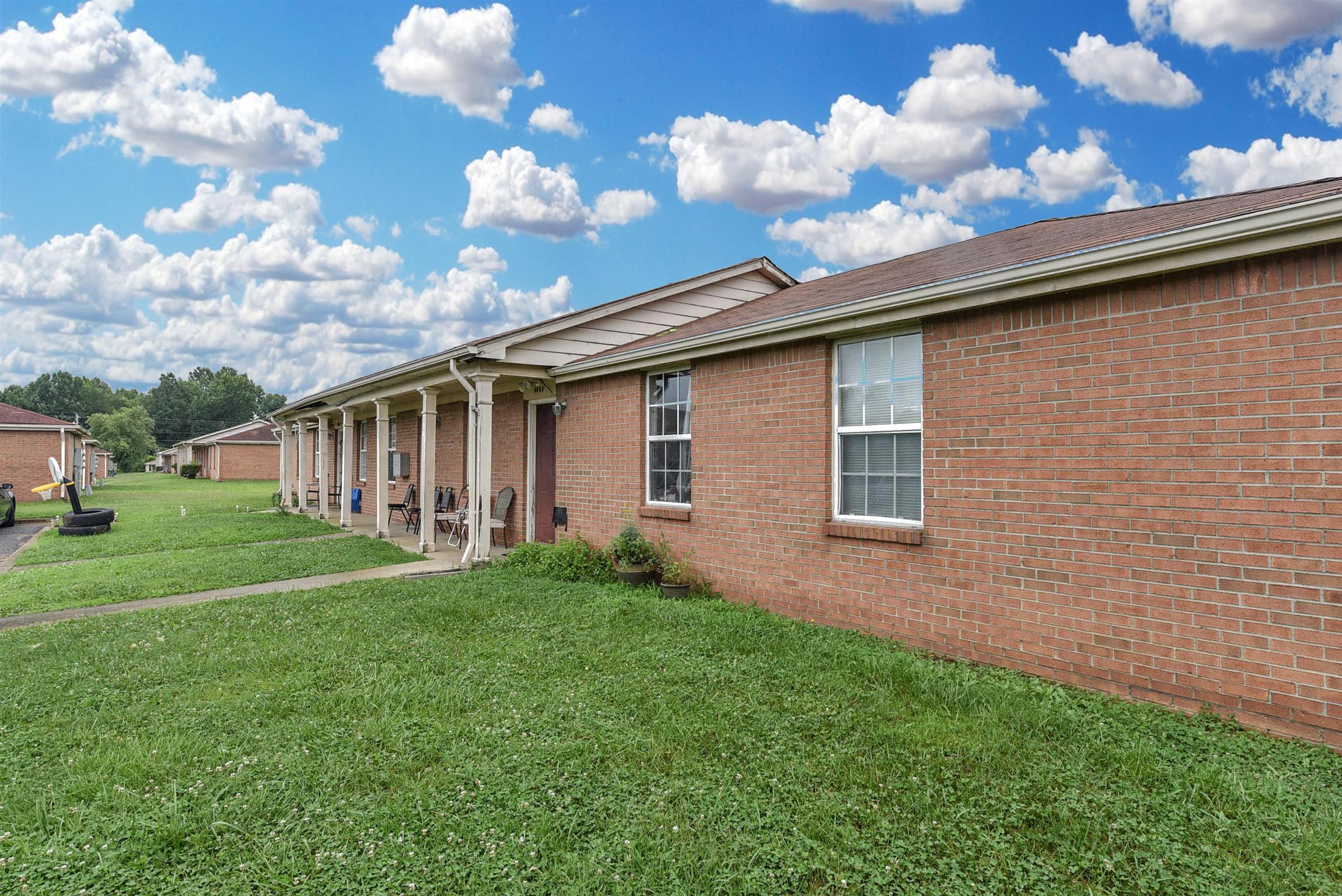 2000 R W Gordon Drive Springfield, TN 37172 - Photo 21 of 21 a backyard of a house with lots of green space
