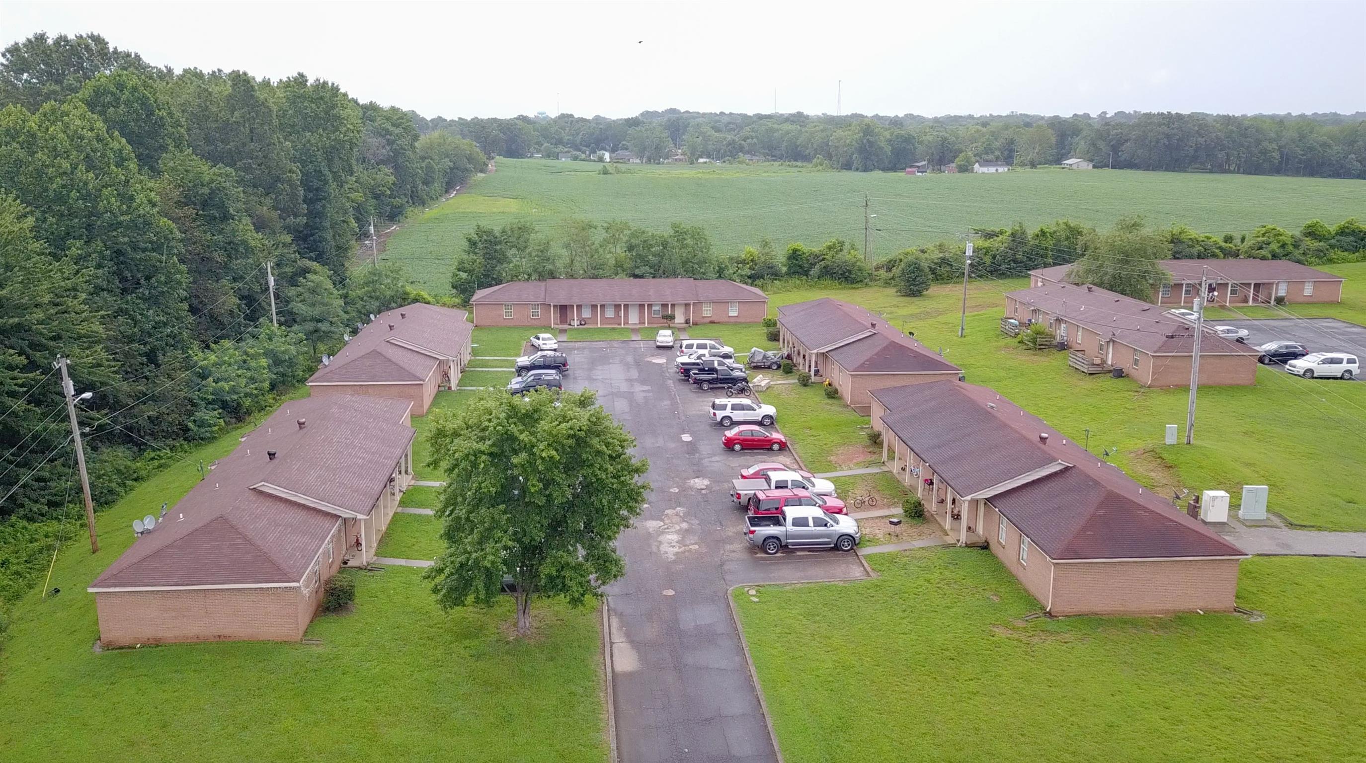2000 R W Gordon Drive Springfield, TN 37172 - Photo 4 of 21 an aerial view of a house
