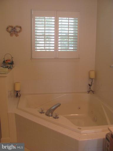 11512 Ropeknot Road Lusby, MD 20657 - Photo 18 of 30 Bath (Master)