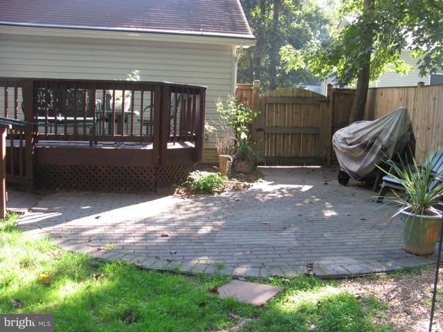 11512 Ropeknot Road Lusby, MD 20657 - Photo 24 of 30 Exterior (Rear)