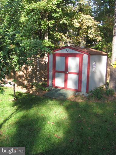 11512 Ropeknot Road Lusby, MD 20657 - Photo 28 of 30 Exterior (Rear)