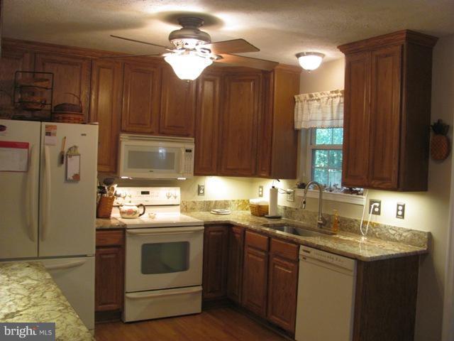 11512 Ropeknot Road Lusby, MD 20657 - Photo 8 of 30 Kitchen