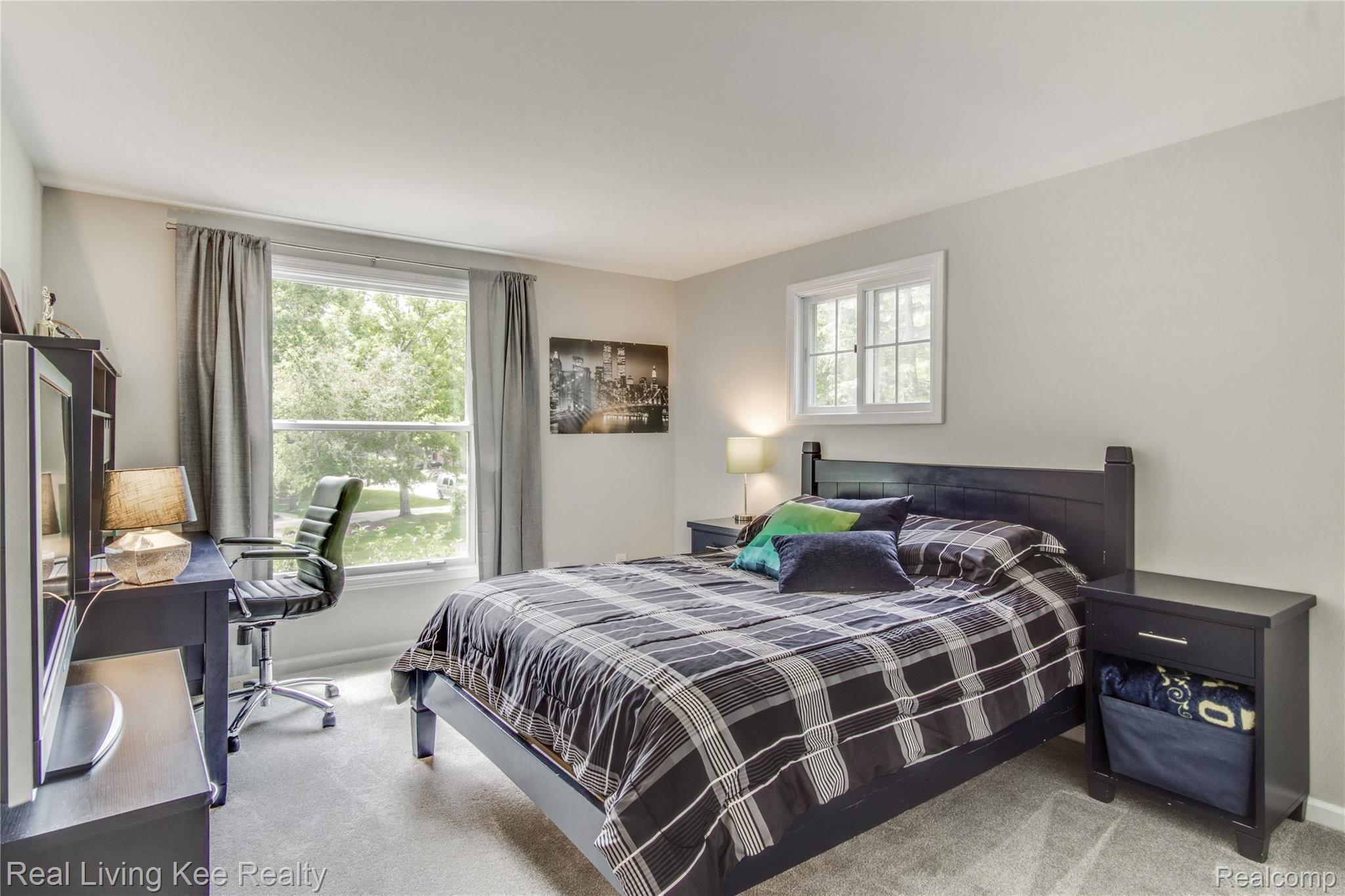 1635 North Kilburn Road Rochester, MI 48306 - Photo 37 of 62 Interiors (32 of 47).jpg