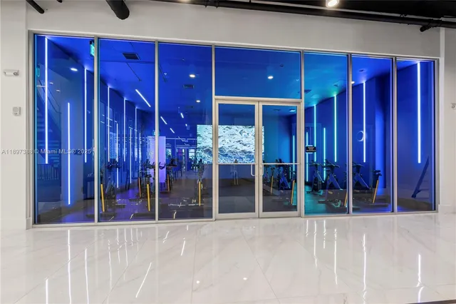 $345,000 | 7751 Northwest 107th Avenue, Unit 422, Doral, FL 33178